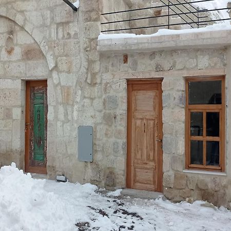 Junior Ottoman Cave Bed & Breakfast Ürgüp Exterior photo