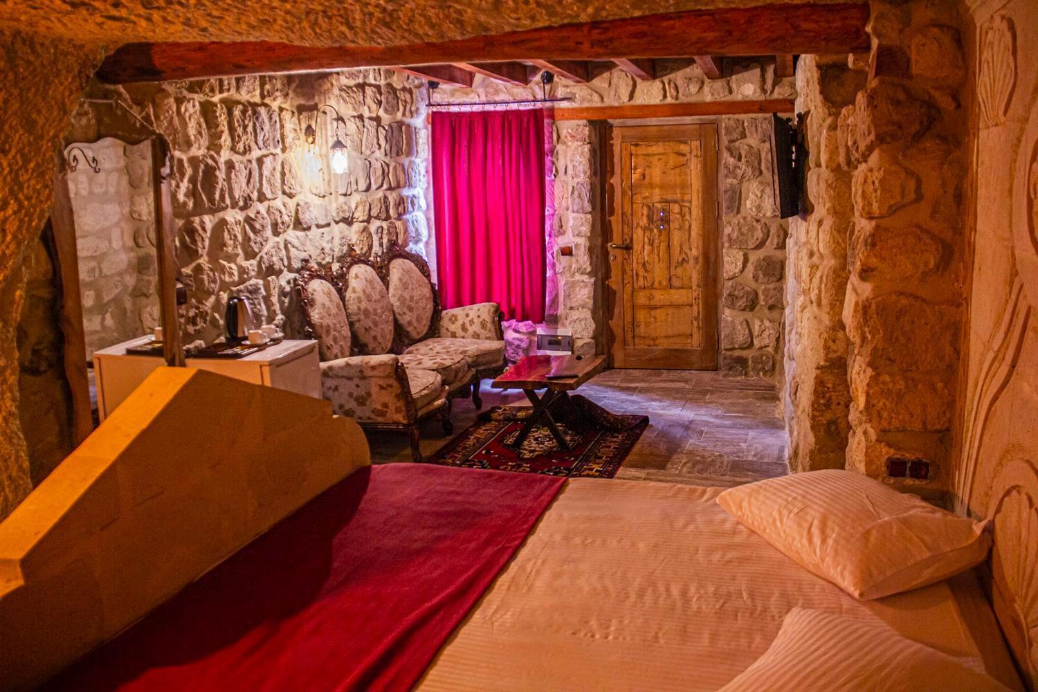 Junior Ottoman Cave Bed & Breakfast Ürgüp Exterior photo
