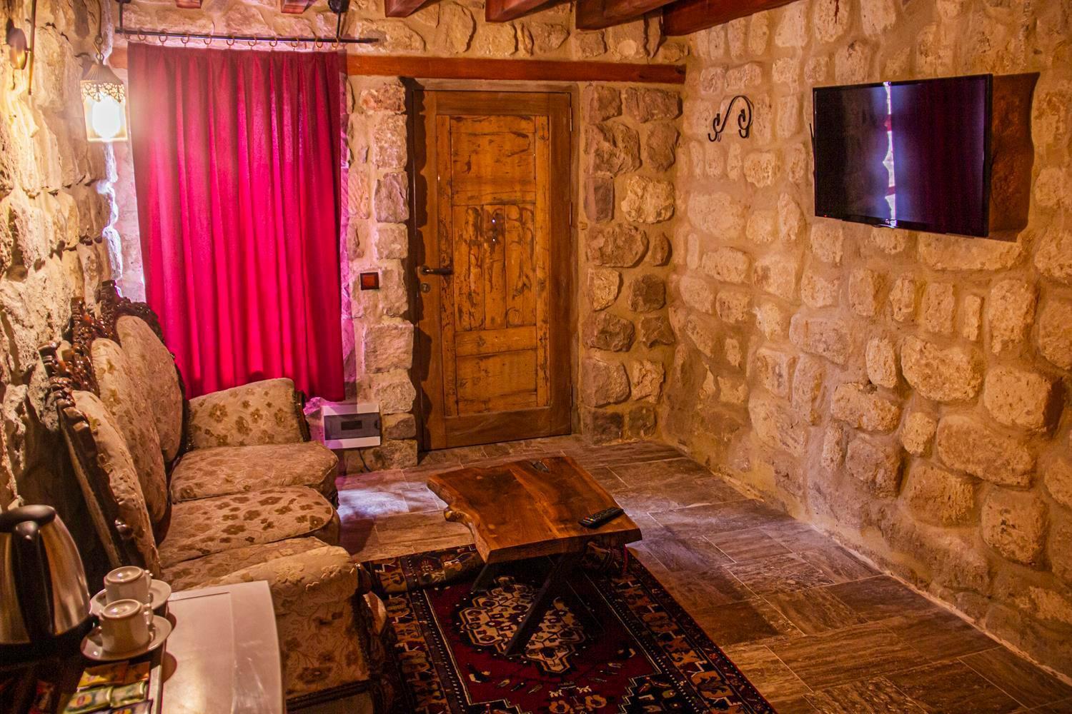 Junior Ottoman Cave Bed & Breakfast Ürgüp Exterior photo