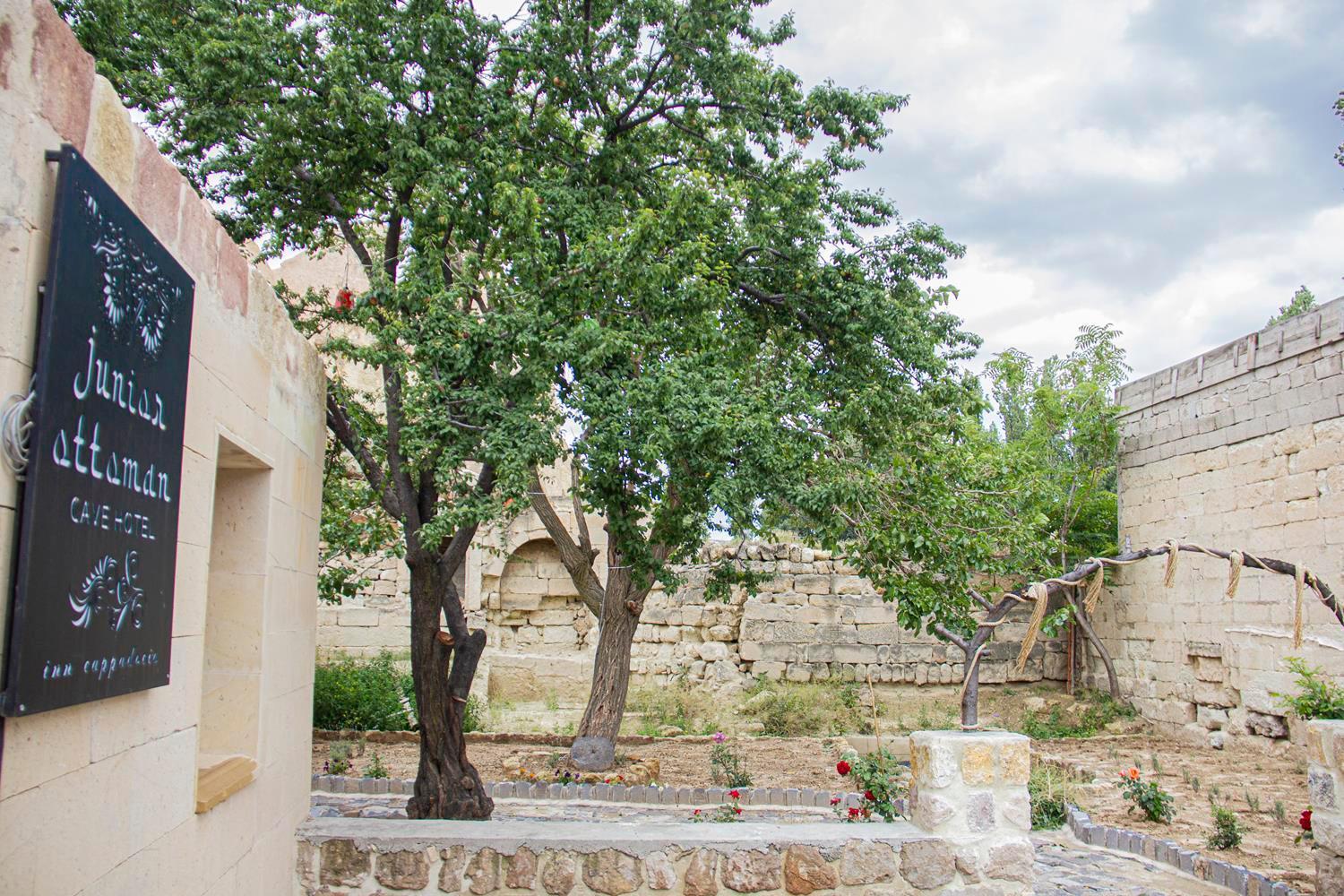 Junior Ottoman Cave Bed & Breakfast Ürgüp Exterior photo